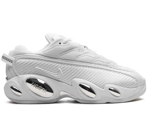 Nike
x NOCTA Glide "White Chrome" sneakers