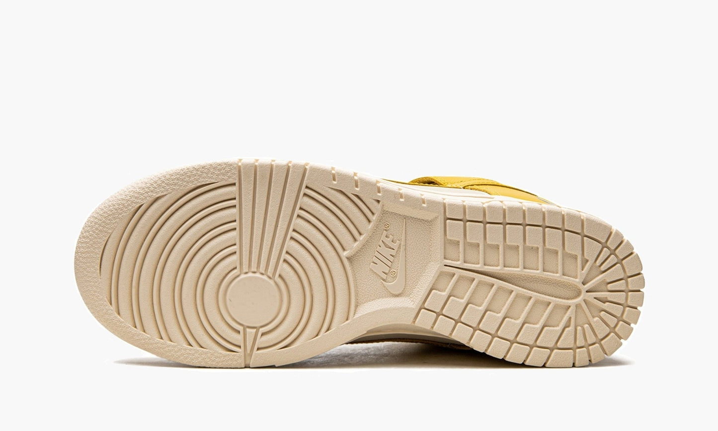 Nike Dunk Low Banana