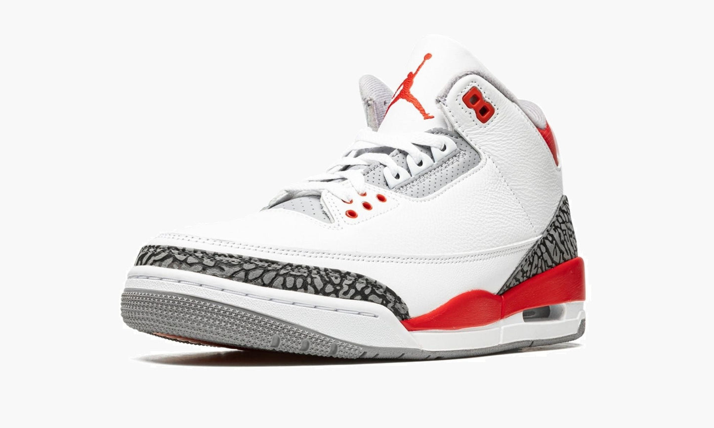 Air Jordan 3 Retro OG Fire Red 2022
