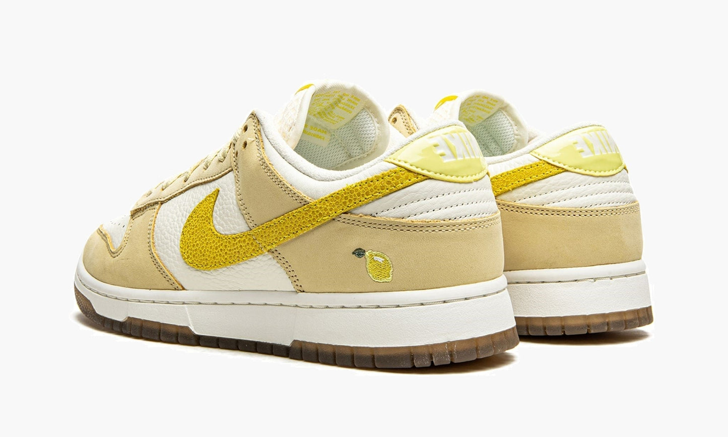 Nike Dunk Low  Lemon Drop